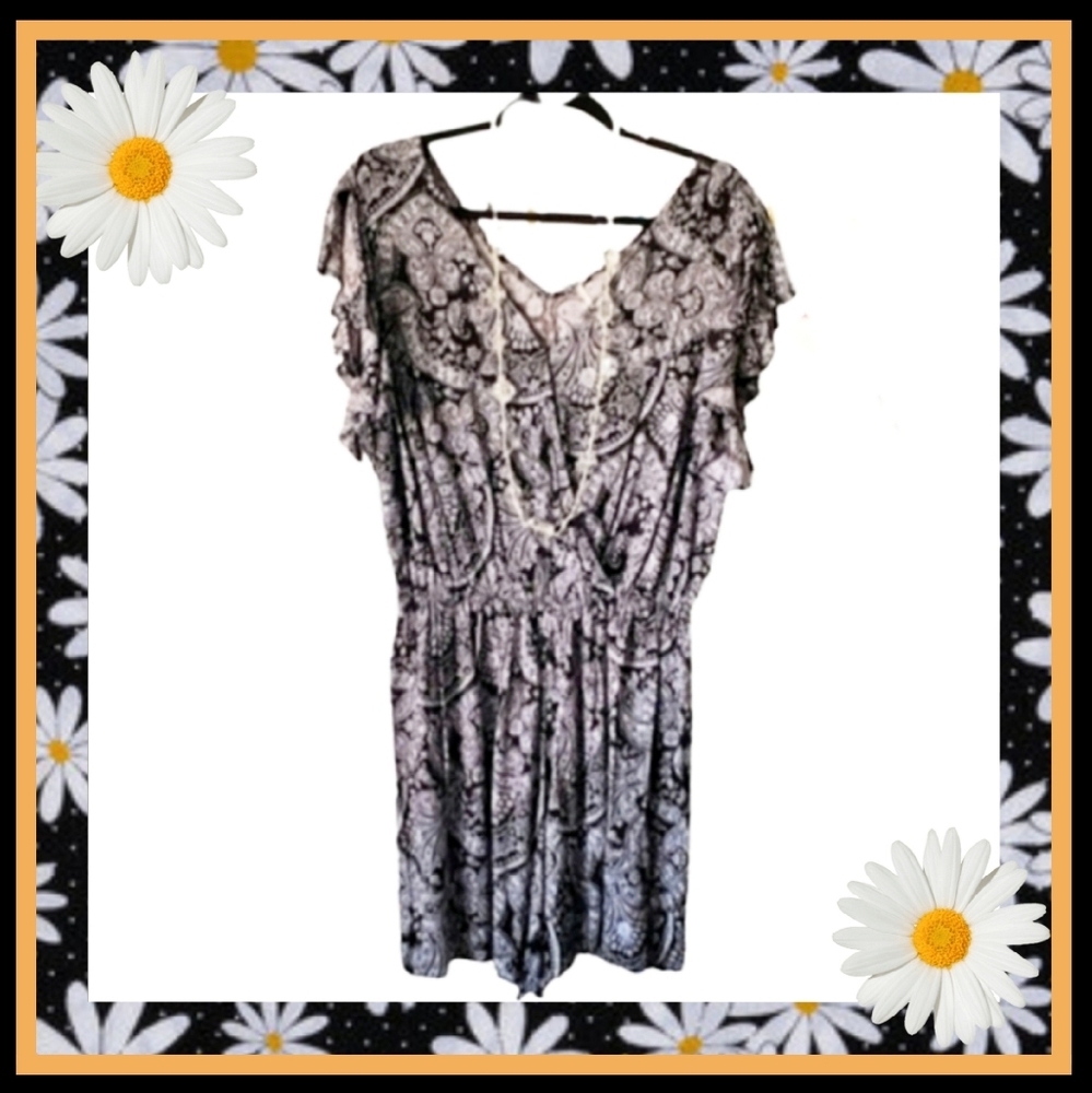 BLACK & WHITE PAISLEY ☆ FLUTTER ROMPER ☆ 14W ☆ NWOT